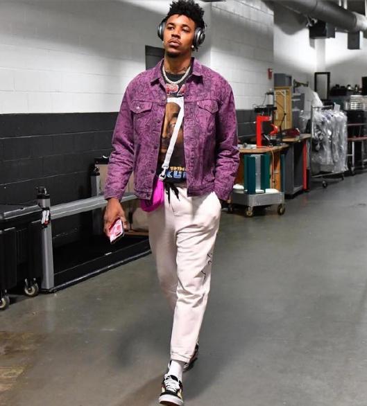 邹雨宸晒照：每一滴汗水 都承载着必胜的信念 汗水为证 向胜而行（邹雨宸晒照：汗水见证必胜信念，逐胜而行）