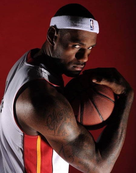 小将四大赛建功队内第一人，图拉姆双响，国米造5-1惨案晋级八强（小将成队内首位四线皆有斩获者，图拉姆梅开二度，国米5-1大胜晋级八强）