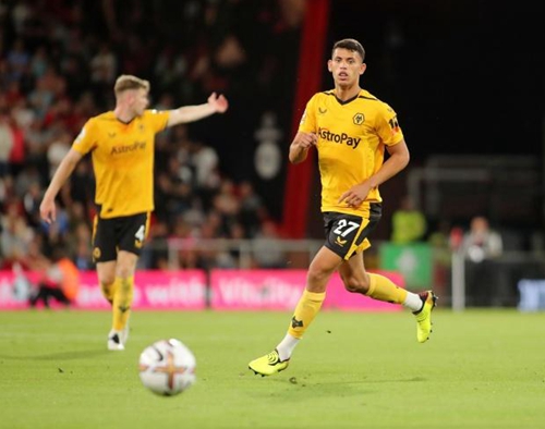 凯尔特人vs湖人前瞻：詹姆斯期待状态回暖，湖人冲击两连胜（湖人战凯尔特人前瞻：詹姆斯盼找回手感，冲击两连胜）