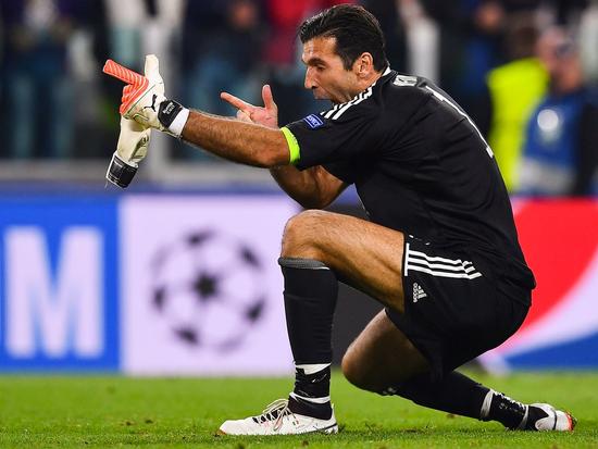 马竞公布本轮联赛大名单：格列兹曼、阿尔瓦雷斯在列，巴埃纳缺阵（马竞发布本轮名单：格列兹曼、阿尔瓦雷斯入选，巴埃纳无缘出战）