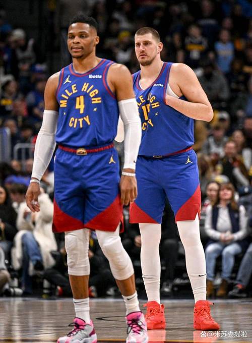 巴萨vs毕尔巴鄂竞技：莱万多夫斯基、亚马尔首发，拉波尔特、尼科-威廉斯出战（巴萨迎战毕尔巴鄂竞技：莱万、亚马尔先发，拉波尔特与尼科-威廉斯登场）