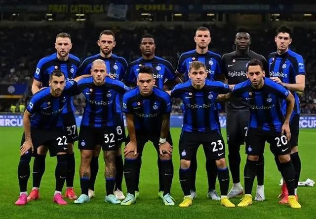 紫百合开局12轮不胜，意甲过去31年只有卡利亚里此种情况保级（紫百合开季12场不胜，意甲近31年仅卡利亚里曾以此开局完成保级）