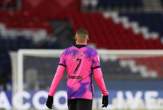 英超：阿森纳客场3-1击败莱斯特城（英超：阿森纳客场3比1力克莱斯特城）