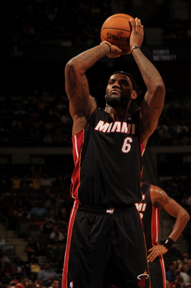 库尔图瓦生涯17次对阵曼城全部丢球，从未完成零封（库尔图瓦对曼城17战场场失球，生涯从未零封）