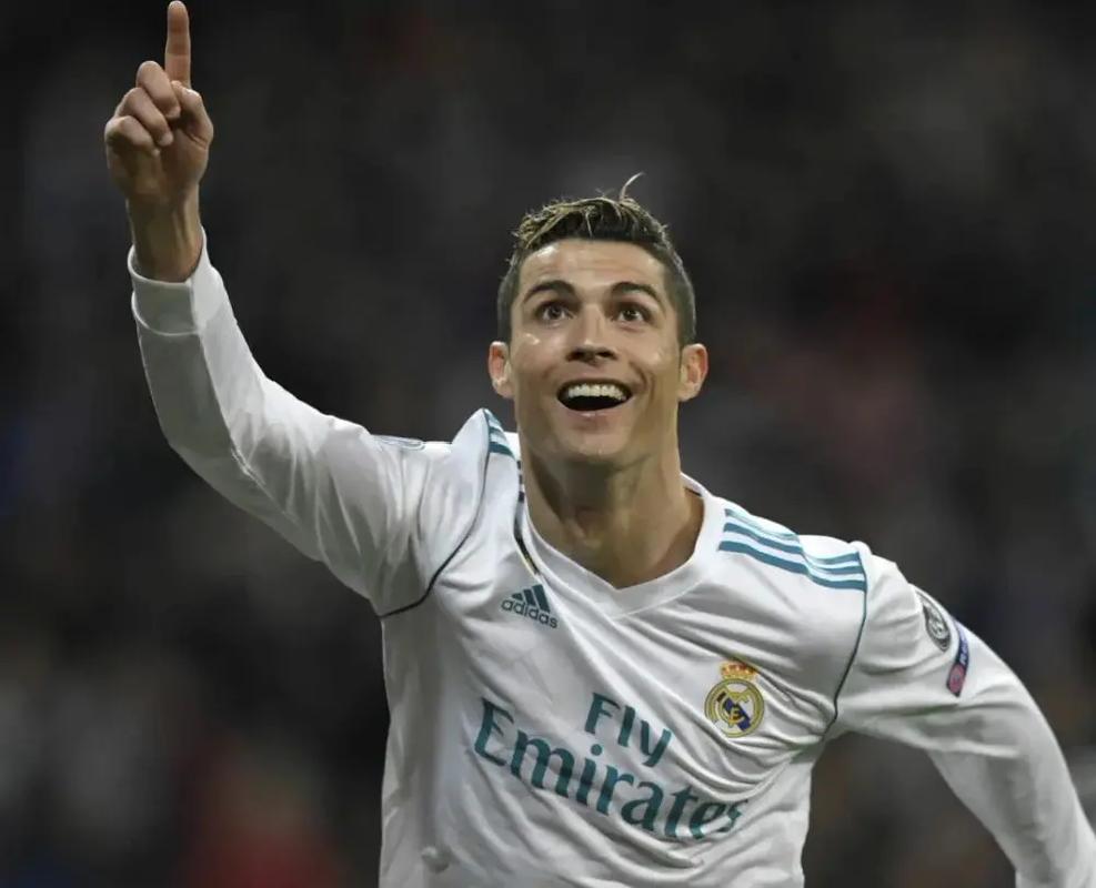 兰克尔-泽感谢李霄鹏：谢谢教练的信任，对你怀着最大的敬意（兰克尔-泽致谢李霄鹏：感恩教练信任，致以最高敬意）