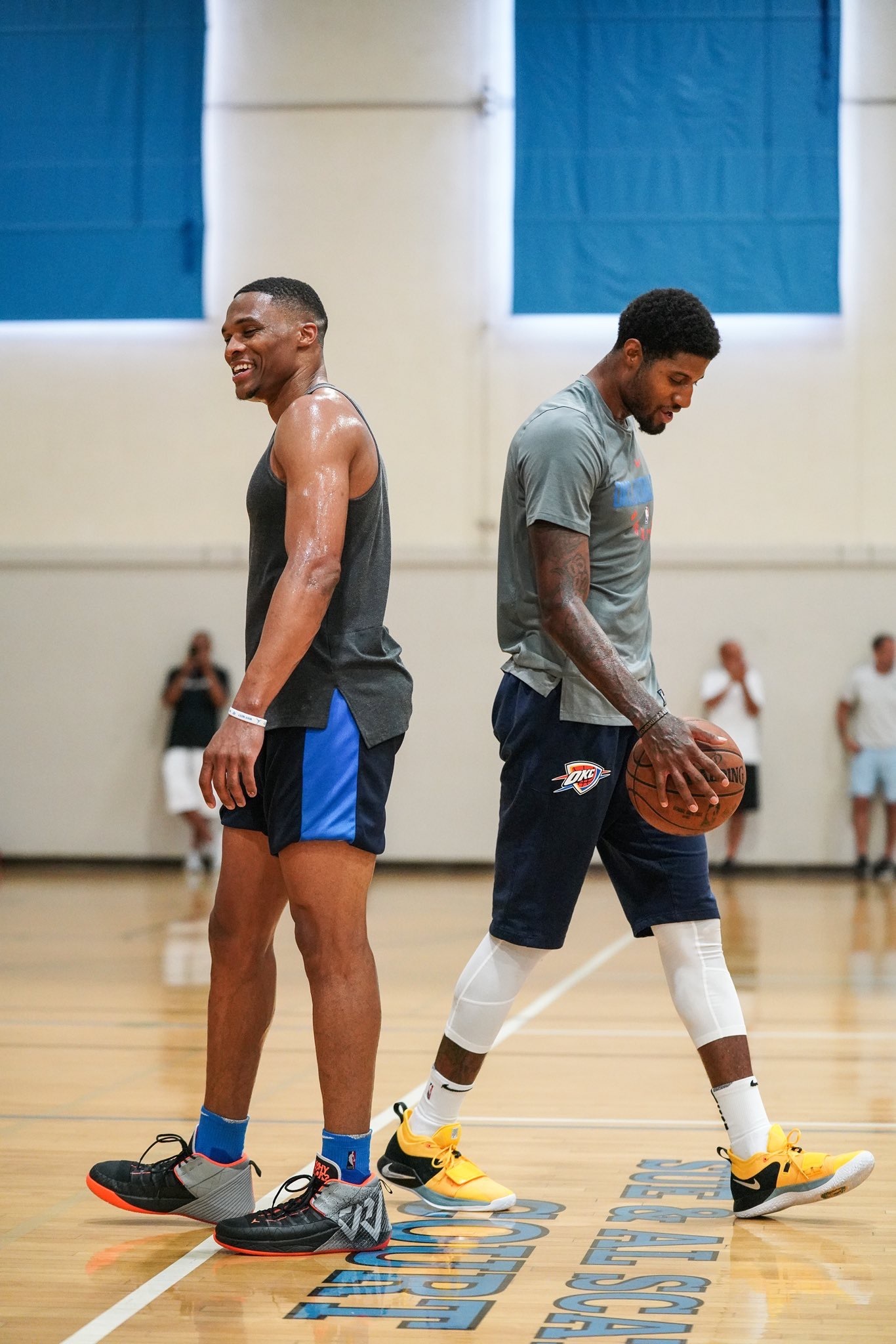 TA：佳夫此前被外界低估了，他现在已经是纽卡的领袖之一（TA：佳夫曾被普遍看轻，如今已成长为纽卡领袖之一）