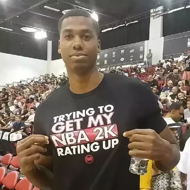 足球联赛关键球员数据统计（足球联赛核心球员数据分析）