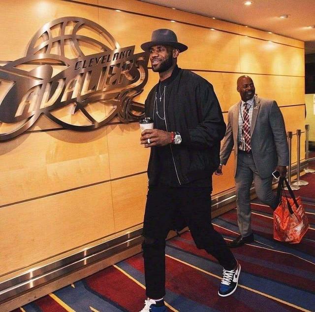 防守球员必须学会的五个技巧（防守球员必学的五大技巧）