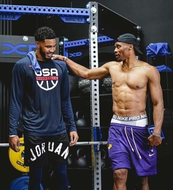 IFFHS欧足联年度最佳阵容：亚马尔搭档哈兰德（IFFHS公布欧足联年度最佳阵容：哈兰德与亚马尔联袂入选）